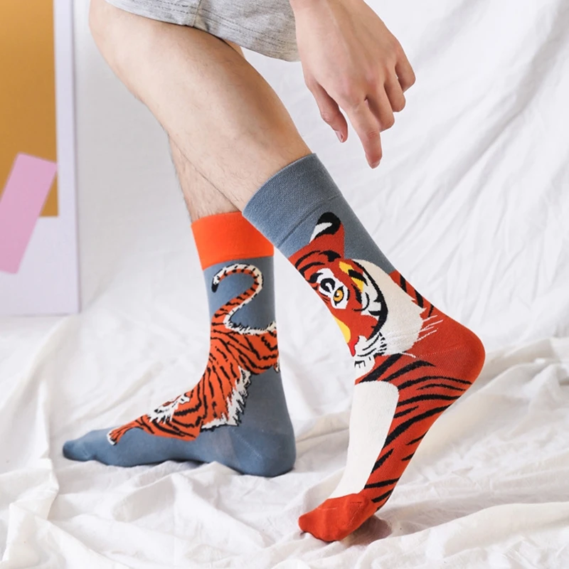 

Men's Socks Happy Animal Print Tiger Zebra Giraffe Squirrel AB Asymmetric High Quality Harajuku Women's Socks Funny Lovers Gift