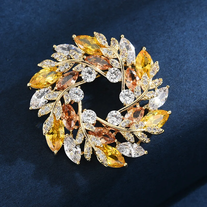 

New Elegant Wreath Brooches Temperament Fashion Pin Creative Zircon Clothing Cheongsam Coat Sweater Accessories Brooch