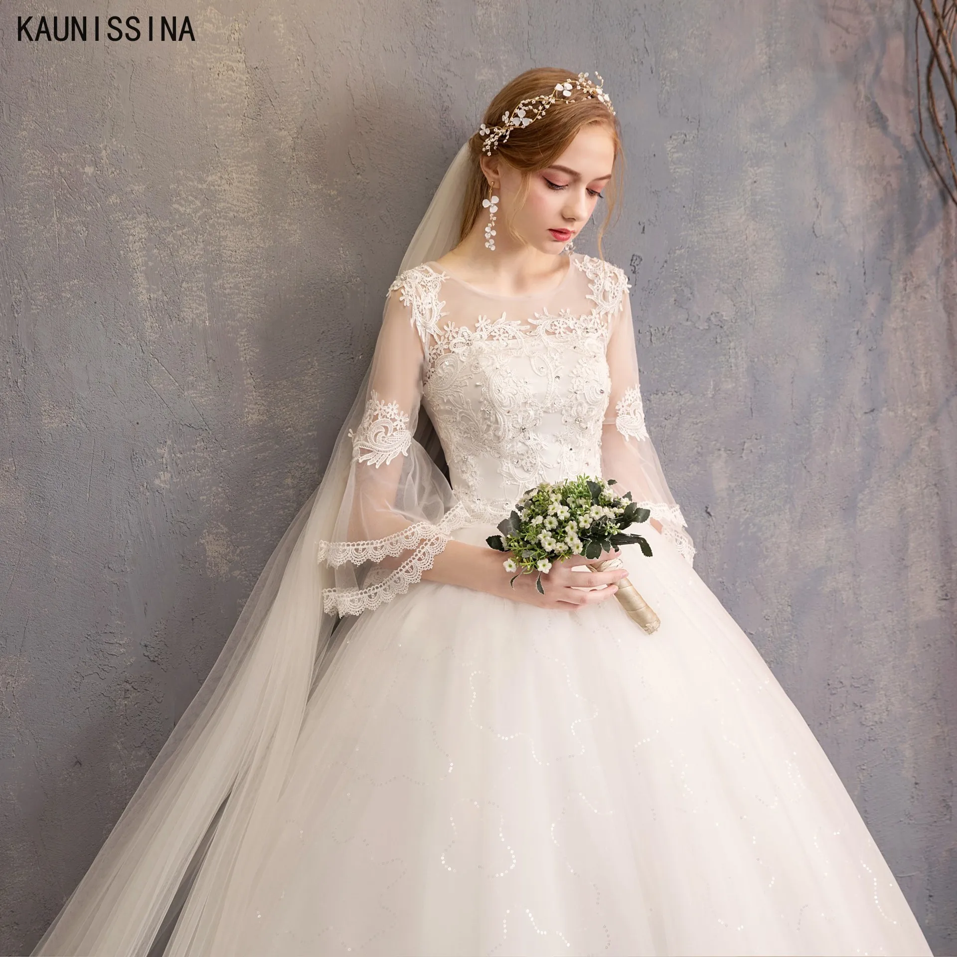 

KAUNISSINA Vintage Wedding Dresses O-Neck Three Quarter Sleeve Appliques Tulle Cheap Marriage Dress Women Long Bridal Gowns