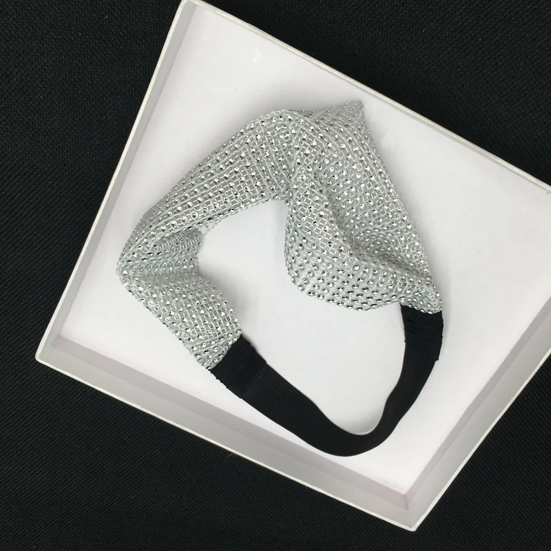 Такой же тип сверла с инкрустацией водой эластичным ретро полностью