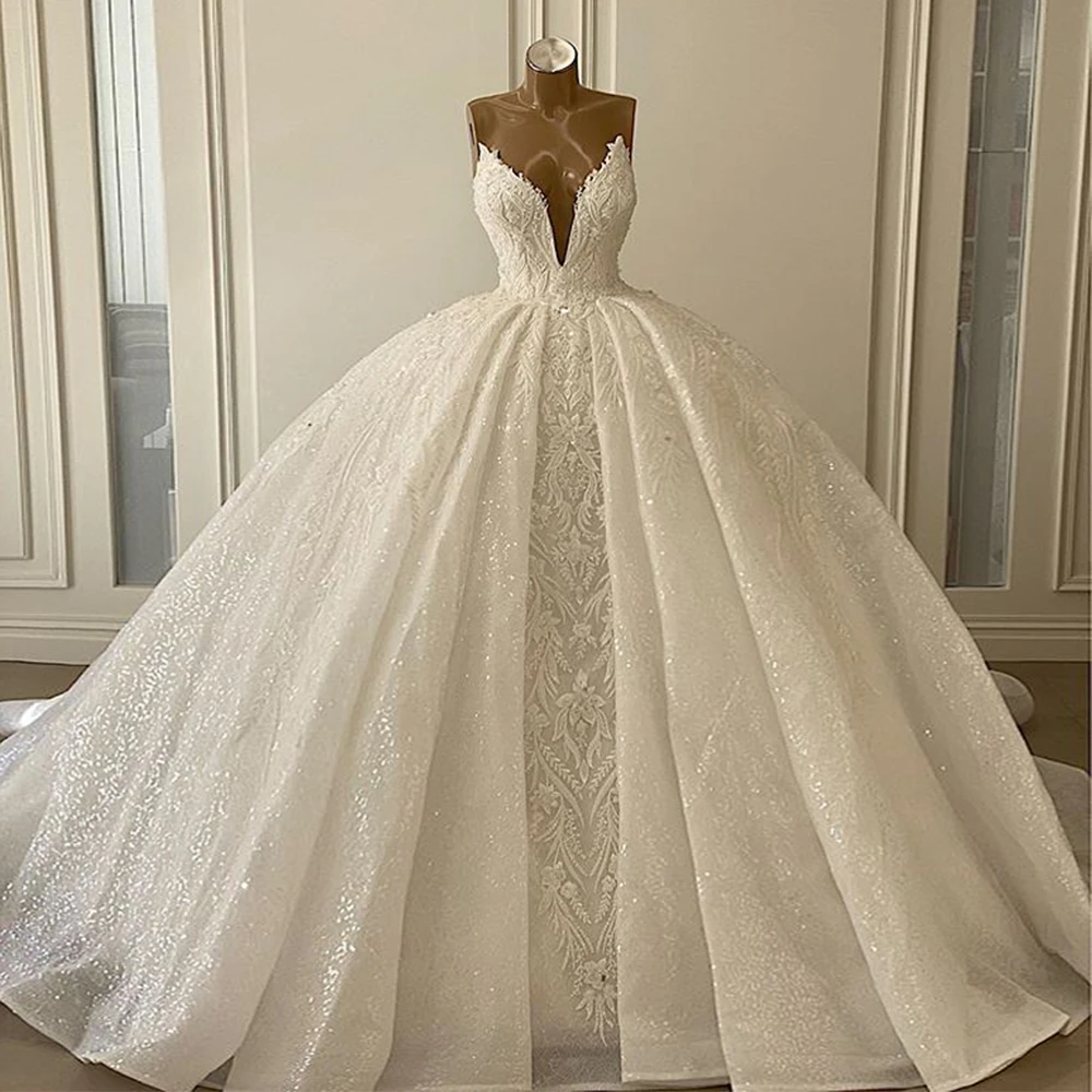

Church Bride 2020 New Arrival Charming Lace Applique Bead Sequins Deep V-Neck Garden Ball Gown Floral Bridal Gown Tube