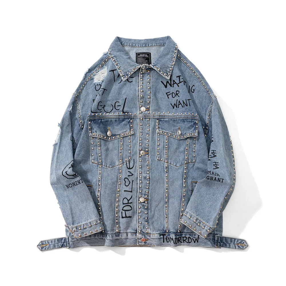 

Hip Hop Men Denim Jackets Letter Graffiti Rivet Ripped Jean Jacket Streetwear Harajuku Punk Loose Cotton Cowboy Coats Outerwear