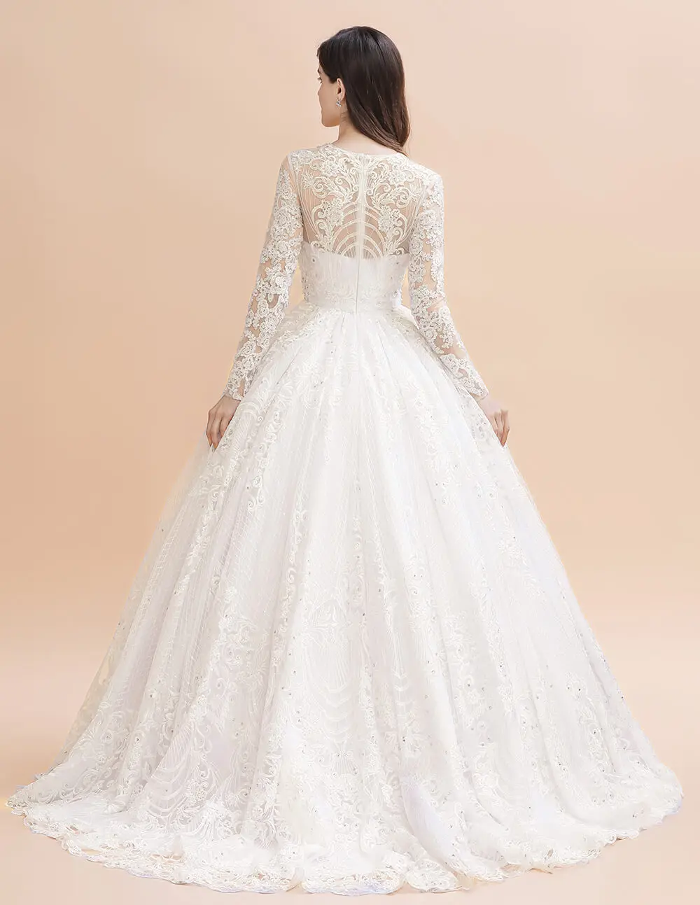 Romantic Heart Shape Beads Ball Gown Wedding Dresses 2020 Sexy Illusion Back Long Sleeve Wedding Bridal Gowns Robe De Mariee
