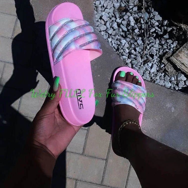

Glitter Slippers Women Summer Sandals 2020 Fashion Bling Female Candy Color Flip Flops Beach Diamond Flat Shoes Outdoor Sandals
