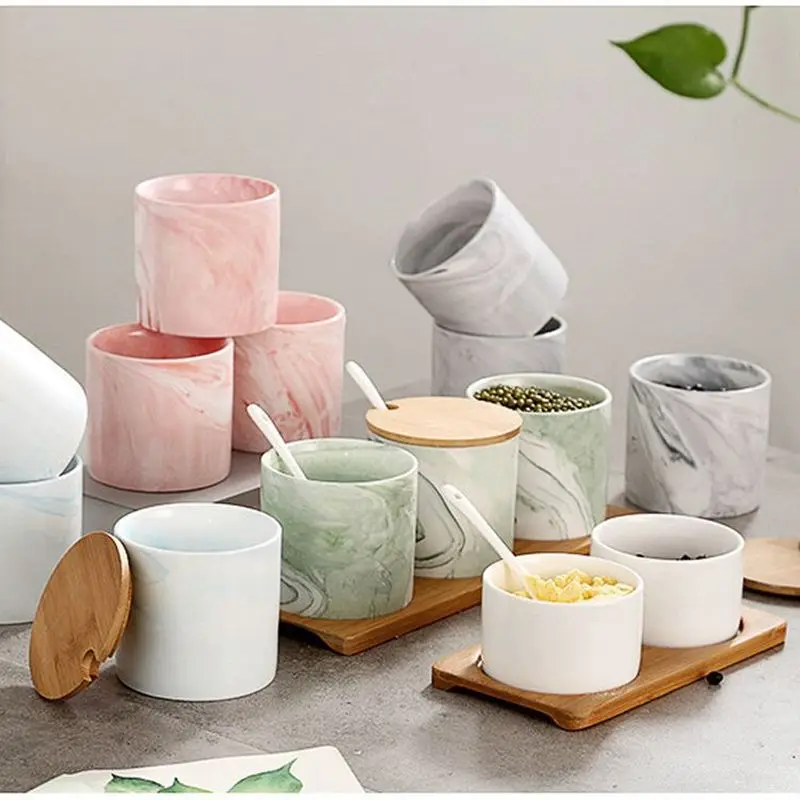 Фотоемкость для специй с трехсоставным мраморным рисунком оригинальная