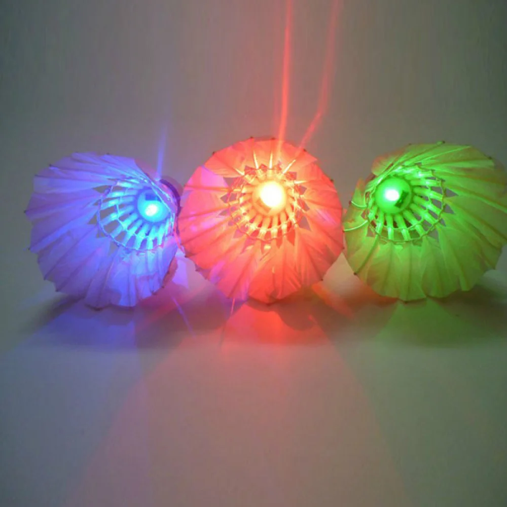 

Novelty Sport LED Glowing Badminton Shuttlecock - 2 pcs/set (Red Light)