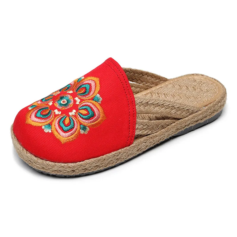 

Embroidered Slippers Baotou Sandals Female Creative Models Pastoral Retro Ethnic Style Female Multi-color Soft and Comfortable