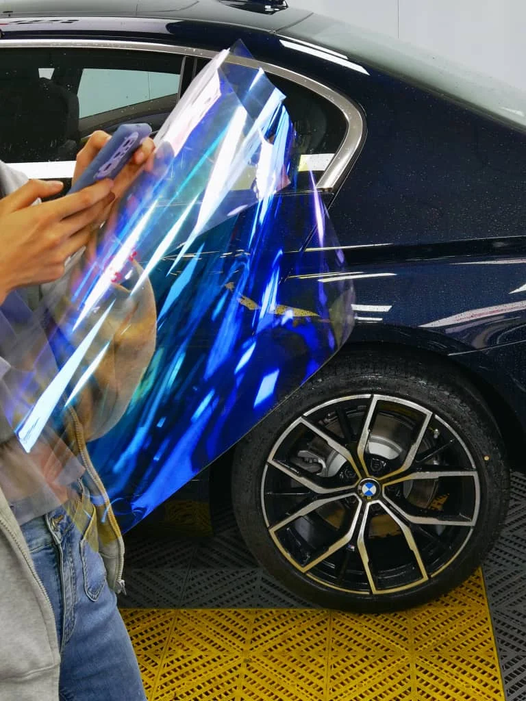 

80% VLT Windscreen Chameleon Window Tint 5x100ft/roll