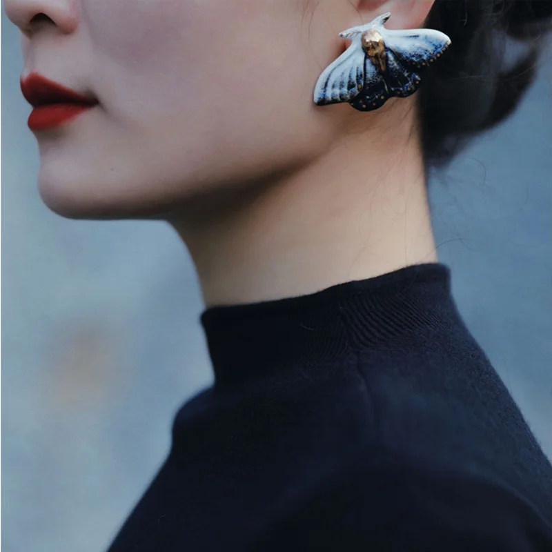 Оригинальный дизайн [Blue Ling Moth] нишевые индивидуальные уникальные темпераментные