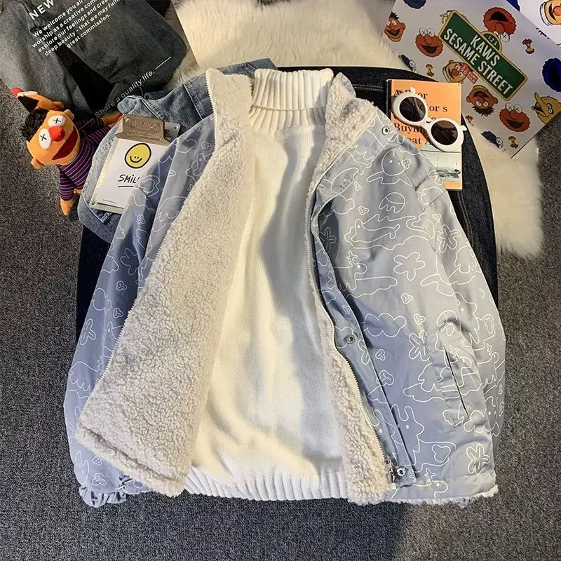 Одежду из хлопка можно носить на обе стороны. Пальто женское зимнее короткое