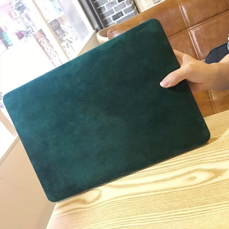 жесткий силиконовый чехол д