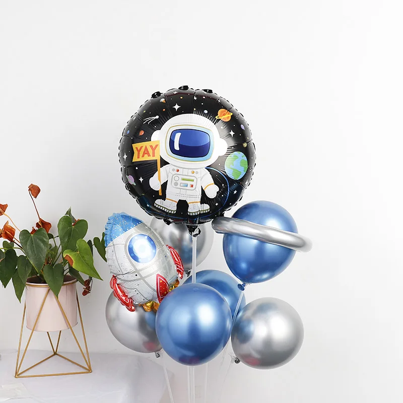 Воздушные шары из фольги в виде астронавта космонавта |