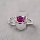 2021 Новое поступление женское кольцо популярное простое маленькое свежее розово-красное квадратное циркониевое инкрустированное Стразы женское кольцо оптовая продажа