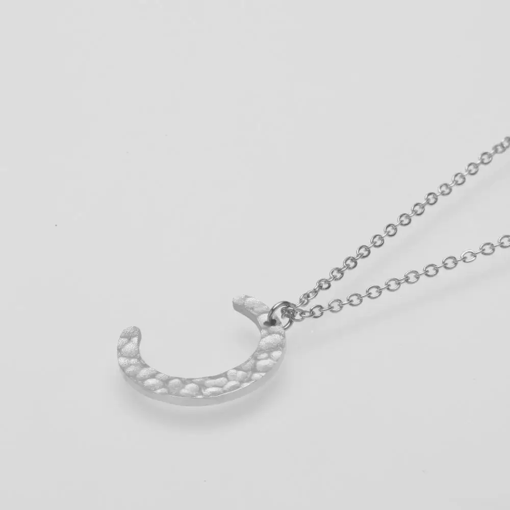 Элегантное ожерелье с подвеской в виде Луны для женщин простой чокер из нержавеющей стали геометрические