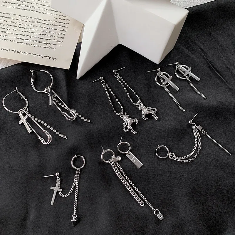 

Shamir Hip Hop Disco Dancing Earrings Contracted Punk Ear Bones Chain Unicorns Long Tassels Eardrop Cross Couples Stud Earrings