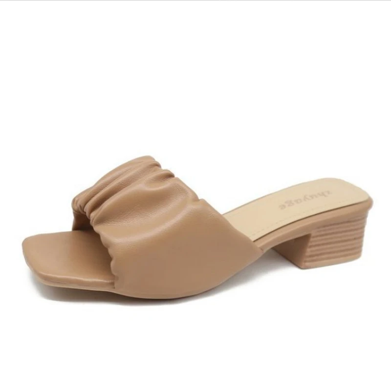 

Flat Bottom Comfortable Women Shoes Summer Fashion Open-toed Beach Sandals Square Toe Outside Low-heeled Ladies Slippers