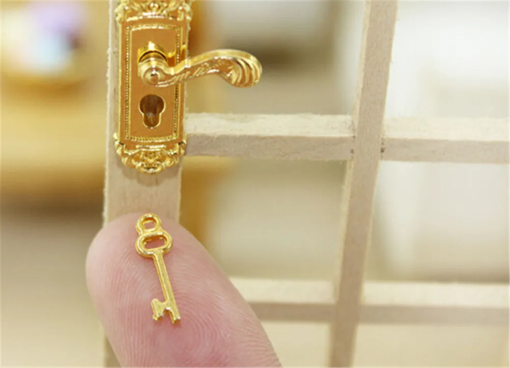 Door Accessory Lock With Keys toy Doll house Miniature Brass Knobs Plate with Keyhole Set | Игрушки и хобби