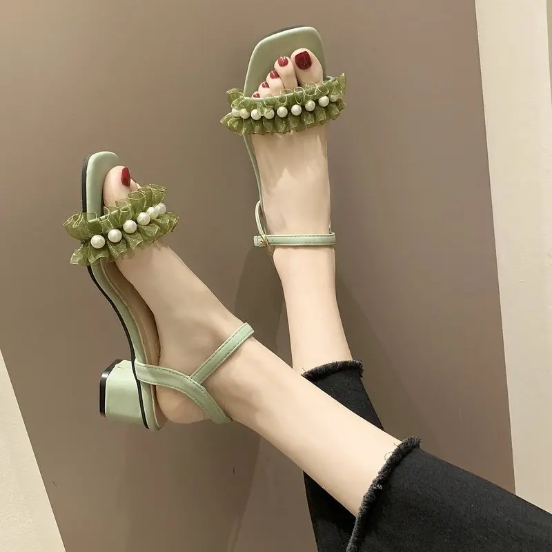 

2021 Sandals Buckle Strap Block Heels All-Match Ladies Shoes Summer Suit Female Beige Med Lace Denim Women's New Pearl Laces Chu