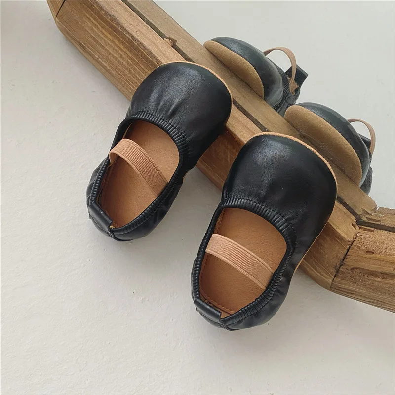 New Korean Baby Girl Mocassins Autumn 2021 Soft Leather Non Slip Indoor Toddler Shoes Luxury Designer Prewalker Babe Flats