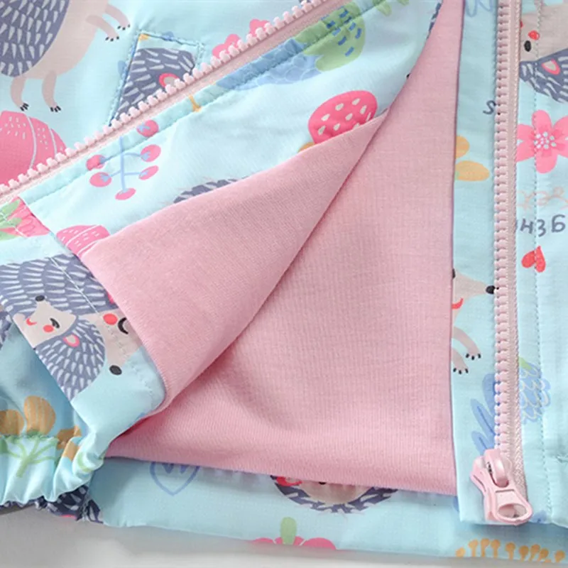 Куртка для девочек двухслойная дышащая с рисунком ежика из мультфильма на