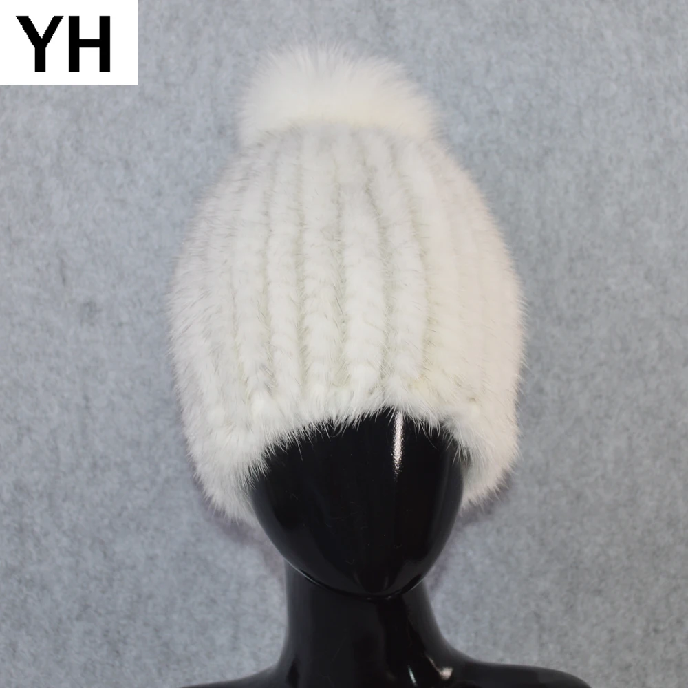 Женские вязаные шапки ручной работы зимние теплые из натурального меха норки