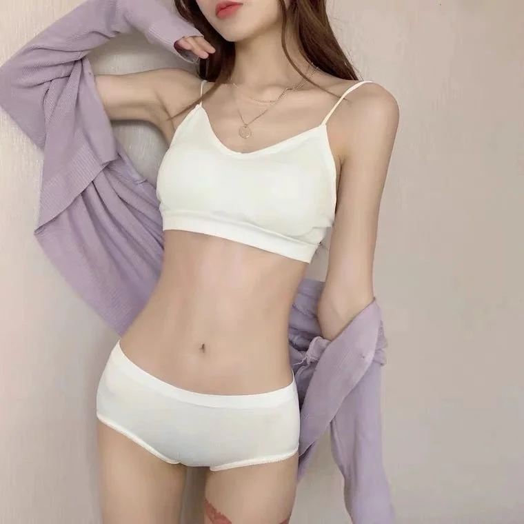 

2021 new Korean version non steel ring gathered suspender bra women's feeling breast wrapping underwear bra set