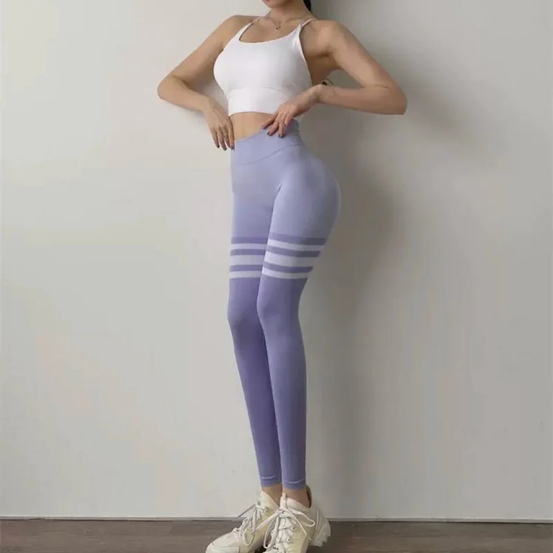 

Women's Fitness Trousers Seamless High Elasticity Slimming Skinny European And American Hip-lifting Yoga Pants