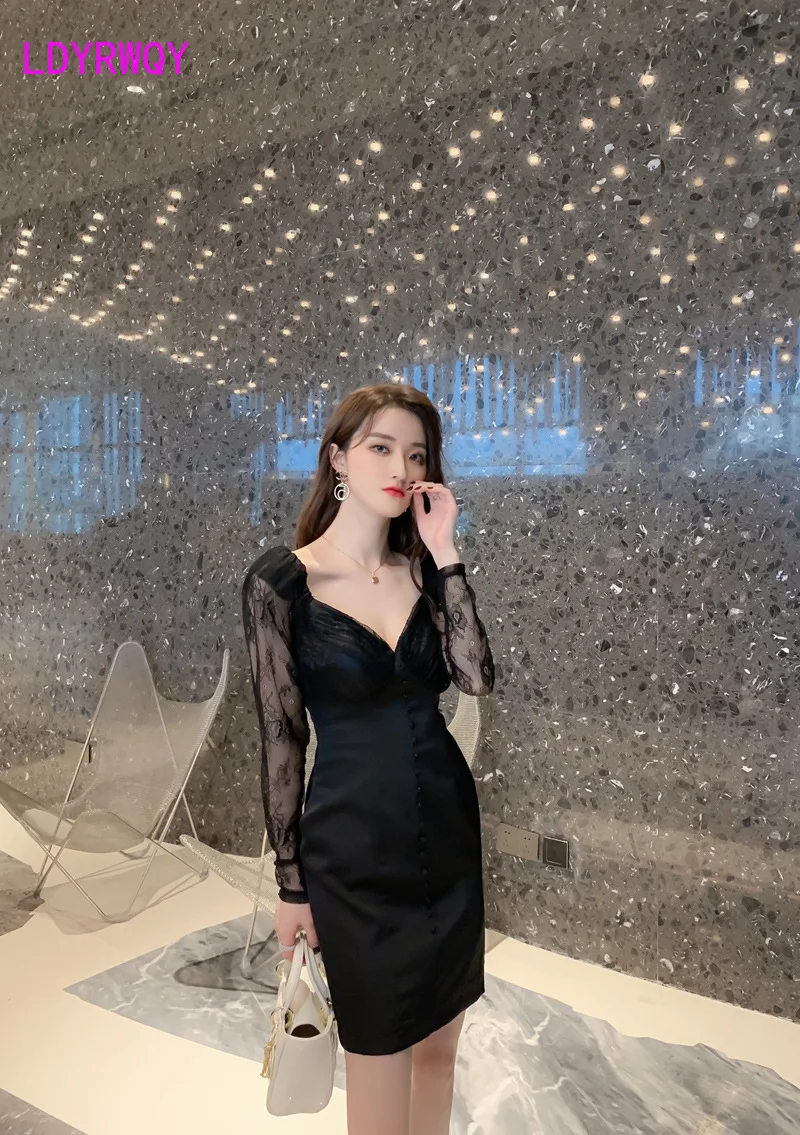 

Autumn 2021 women's sexy women's lace stitching slim wrap dress