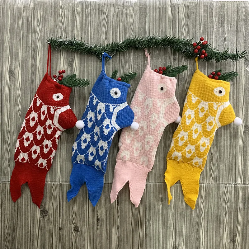 

Новогодние 2022, рождественские украшения в виде рыбок, вязаные Рождественские елки, подвесные чулки, пряжа, носки, красные строительные