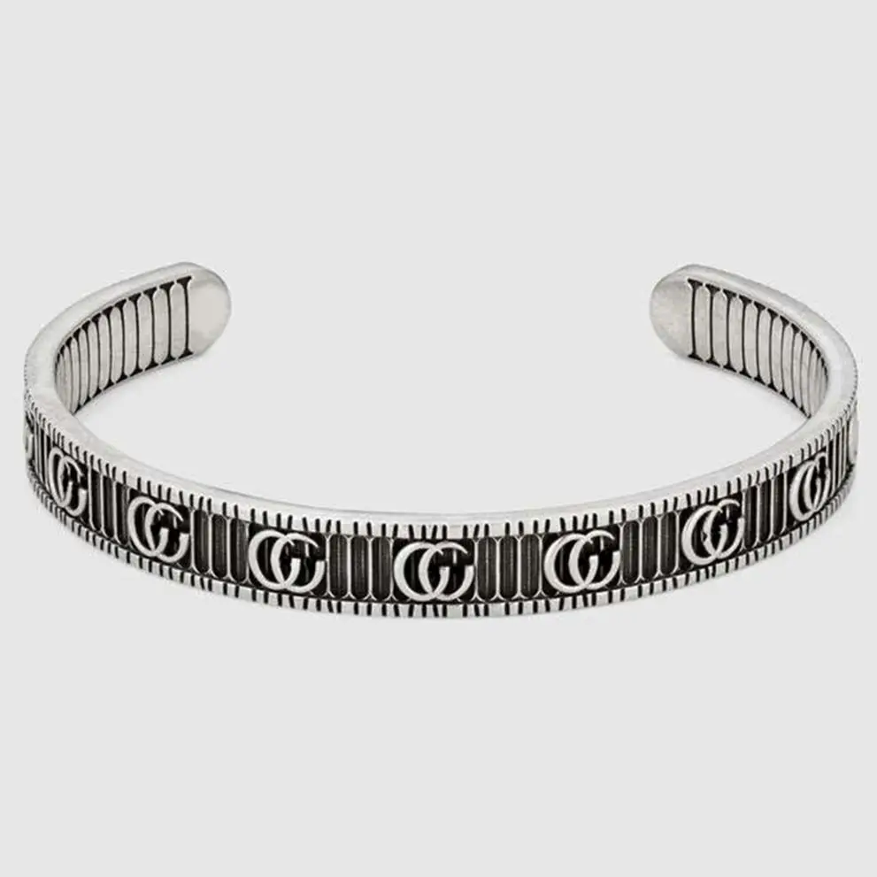 

Ms S925 pure silver 1:1 classic retro stereo. Man bracelet accessories G, the new 2021