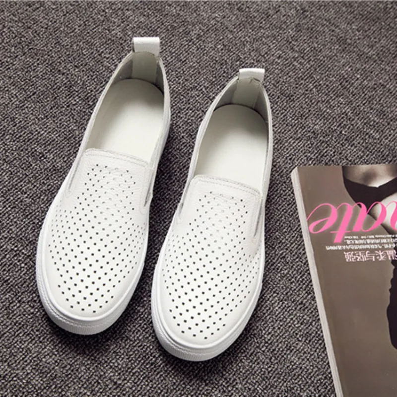 

QWEDF 2019 spring women flats shoes women leather flats ladies shoes female cutout slip on flat loafers sapato feminino X9-19