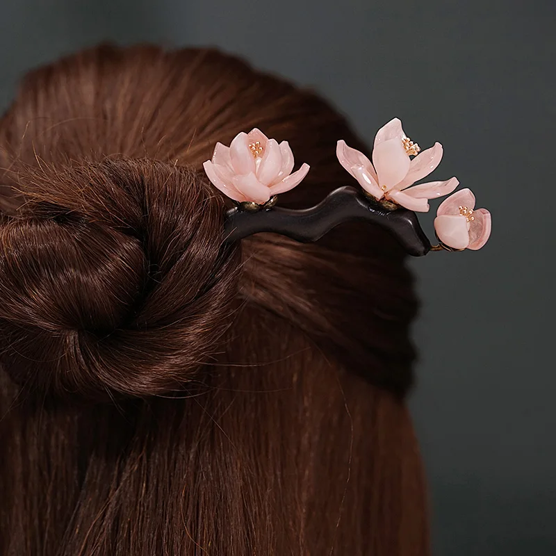 

Classical Hanfu Cheongsam Kanzashi Daily Hairpin Pink Flower Tassel Hair Stick Antiquity Hairpin Magnolia Hair Clip Cosplay
