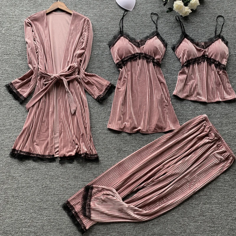 Пижама женская шелковая с аппликацией комплект из 4 предметов пикантная