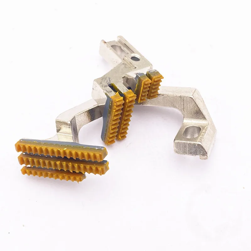 

forPegasus Ex Jack E4/798/6800/988 Four-Wire Seaming Machine Needle Plate Plastic Rubber Teeth