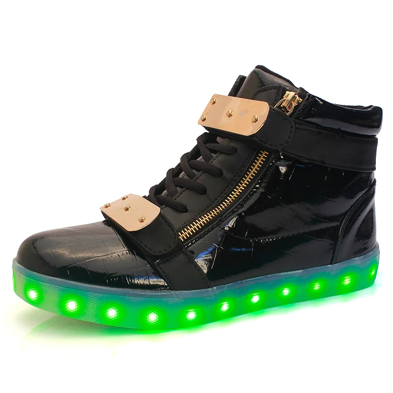 Кроссовки детские яркие дышащие со светодиодной подсветкой и USB-портом 35-45 |