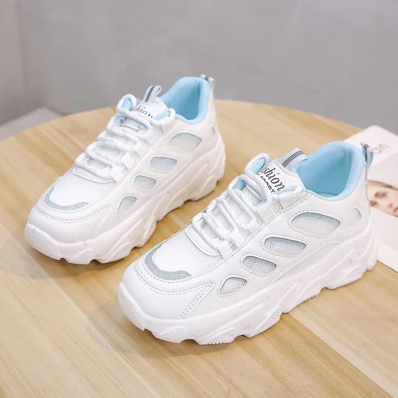 

Spring Summer New Women Casual Sport Walking Shoes Street Hollow Out Breathable Mesh Sneakers Girl Fashion Trainers 3 Colors
