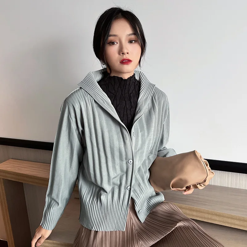 Changpleat Women jacket Coats Miyake Pleated Fashion Loose Large Size Long Sleeve High Street Single-breasted Outerwear & Coats