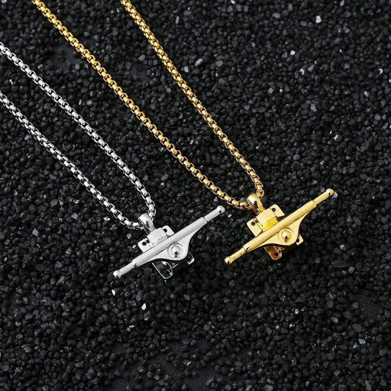 

Trendy hip hop skateboard bracket bridge pendant necklace for men and women trendy students complete jewelry simple and joker