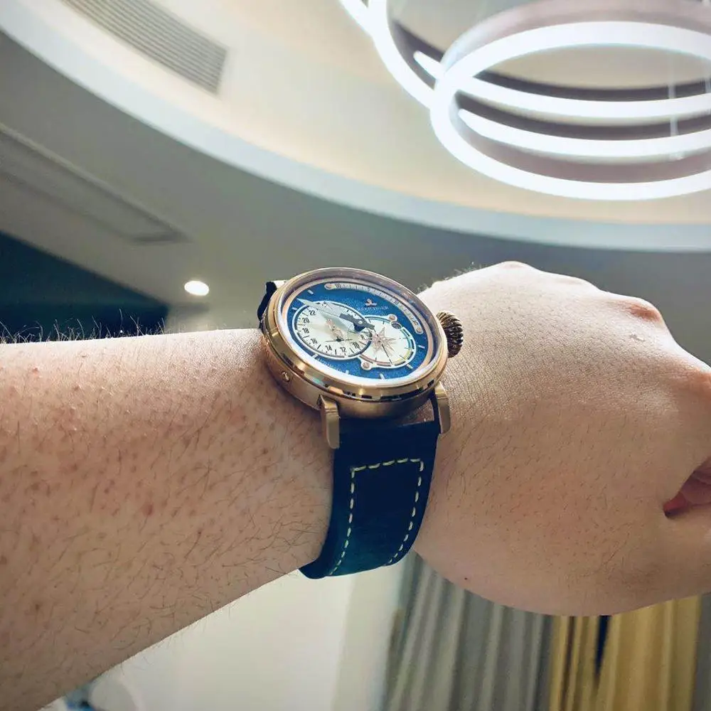 Часы мужские светящиеся автоматические из натуральной кожи в стиле