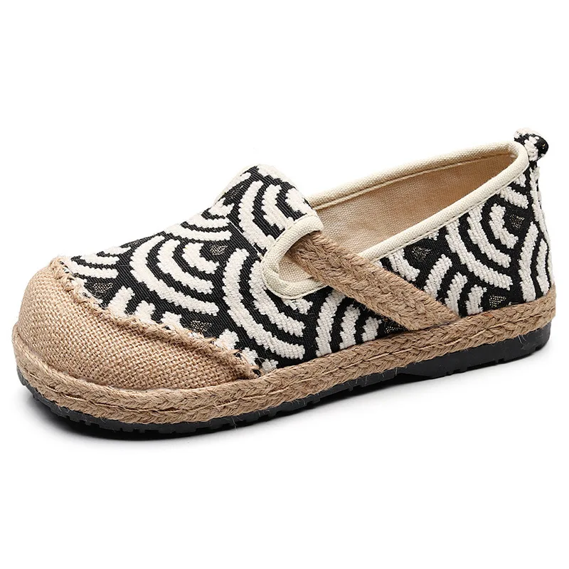 

2021 Creative Style College Casual Shoes Women round Toe Fashion Artistic Style Women's Shoes