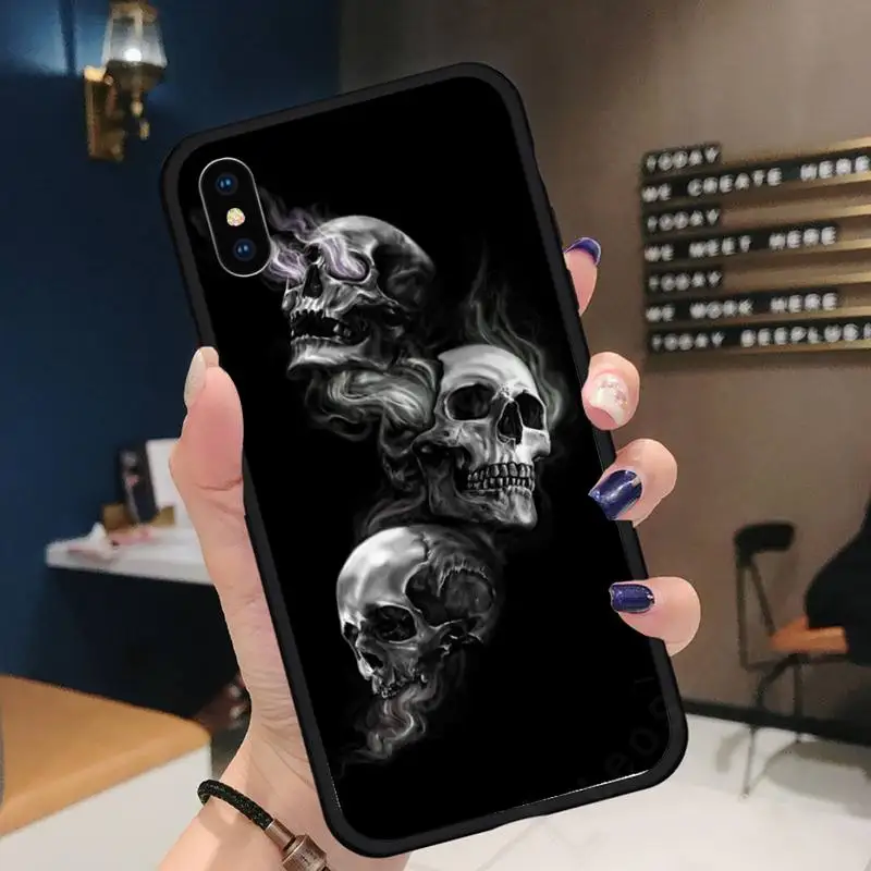 

Skull Crow Flower Pirate Blanket Phone Case for iPhone 11 12 pro XS MAX 8 7 6 6S Plus X 5S SE 2020 XR