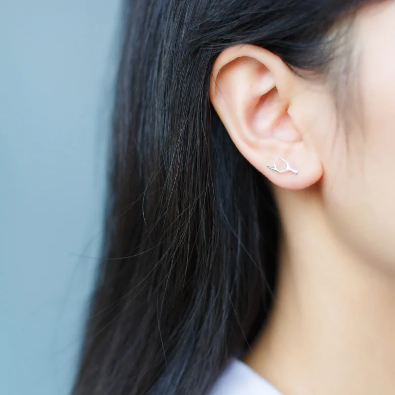 

Ginin 100% 925 Sterling Silver Glossy Simple Cute Antler Christmas Stud Earrings for Women Girl children Party Gift Jewelry