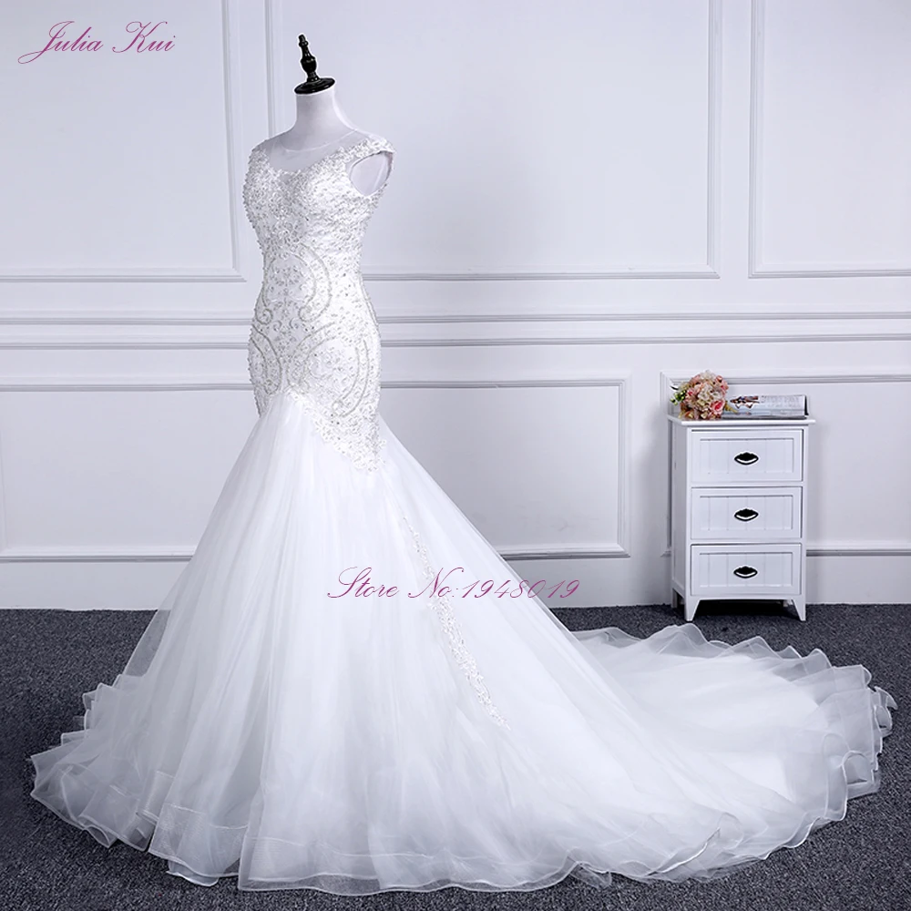 

Julia Kui Gorgeous Cap Sleeve Pearls Mermaid Wedding Dress With Chapel Train Sleeveless Bride Dress