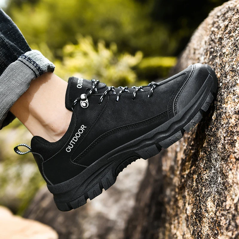 2021 Wading Shoes Men's Non-Slip Hiking Climbing Water Sports Shoes Beach Barefoot Surfing Shoes Outdoor River Upstream Shoe Man