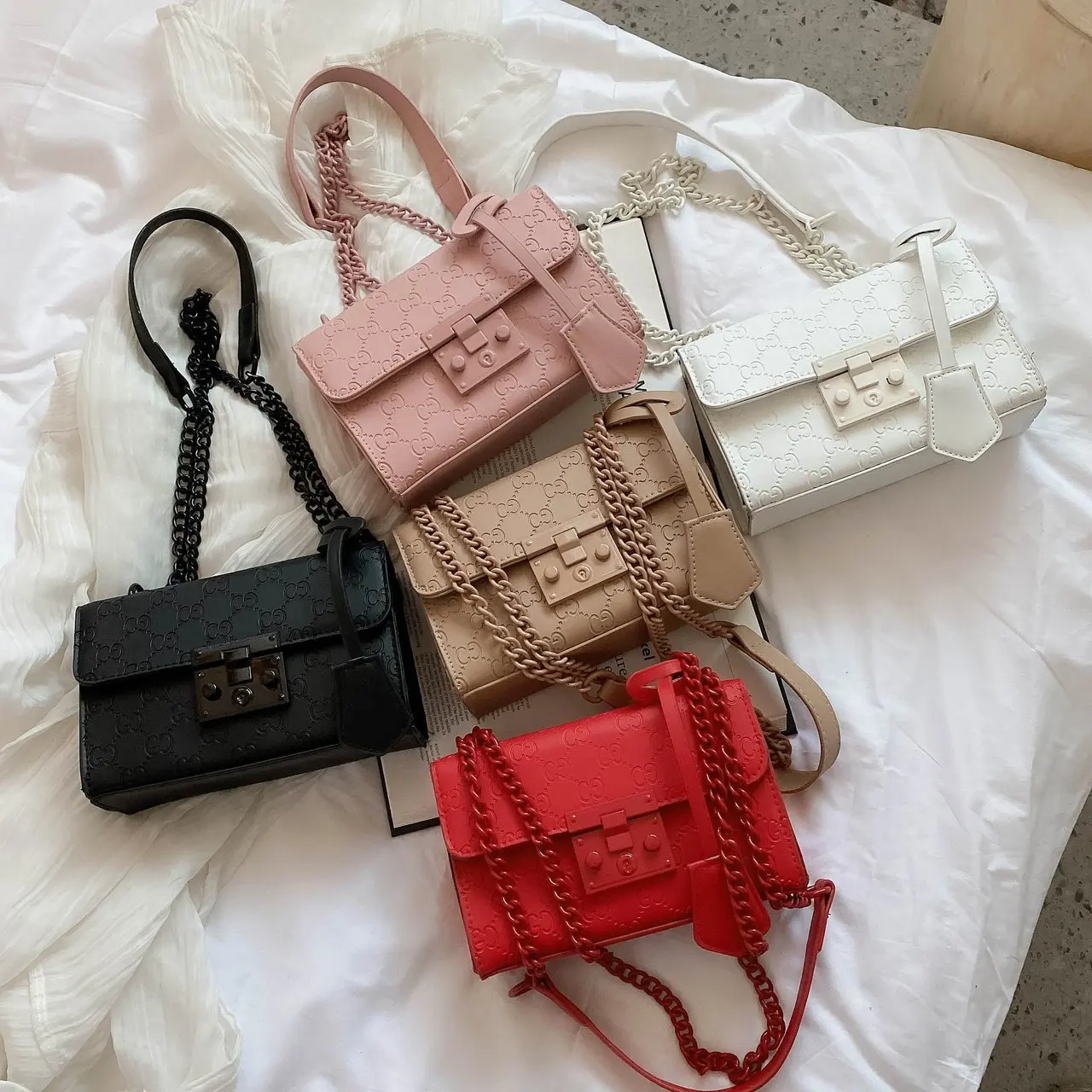 

2021 new Fashion Candy Color Crossbody Bag Ladies Chain Shoulder Messenger Bag Women PU Chain Shoulder wild Handbag