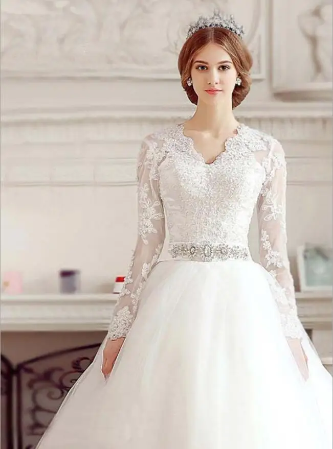 

Luxurious White Long Sleeve V-neck Lace Embroidery Long Tail Wedding Dress Bridal Gown