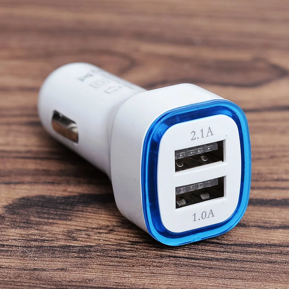 Зарядное устройство (USB адаптер) с подсветкой в автомобильный прикуриватель на 2