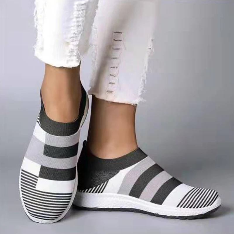

2020 New Spring Knitted Flat Ladies Slip on Female Footwear Plus Size 35-43 Womens Casual Shoes Woman Mesh Sneakers