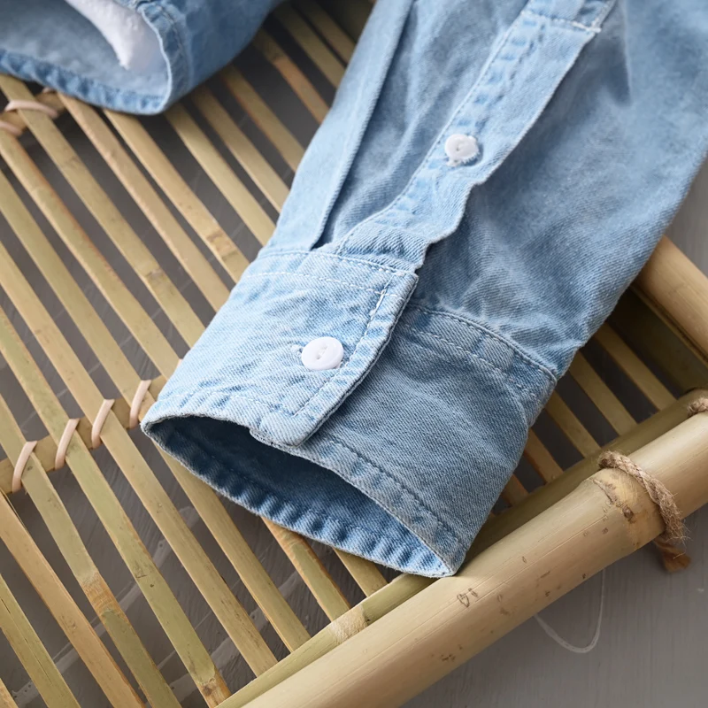 Мужская джинсовая рубашка голубая хлопковая с длинным рукавом весна