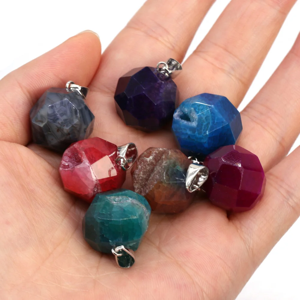 

Natural Stone Dragon Bone Agates Pendant Necklace for Women Crystal Stone Necklaces Pendants Jewelry Size 17x30mm
